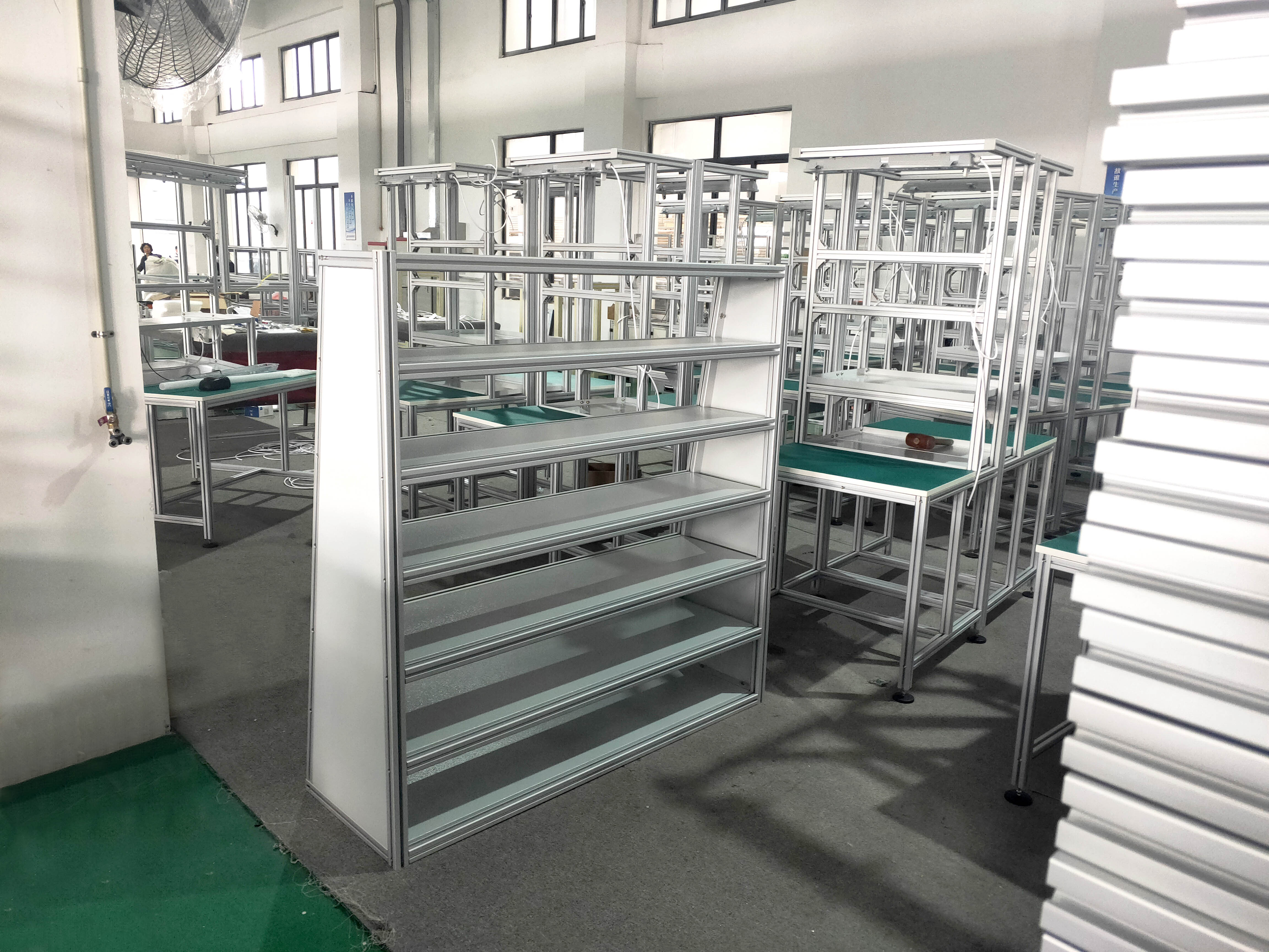 泰州鋁合金框架廠家，用8080型材搭建哪類(lèi)框架？