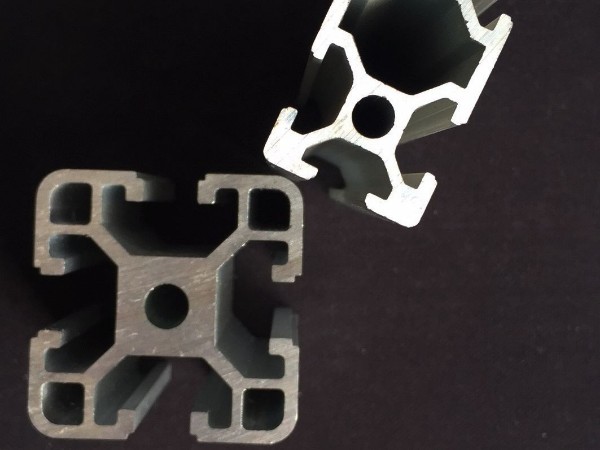 美誠鋁業(yè)工業(yè)鋁型材生產加工流程