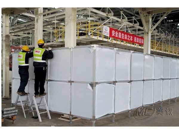 做防護圍欄為什么要選工業鋁型材？